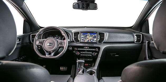 Anche gli interni della Sportage sono stati completamente ridisegnati
