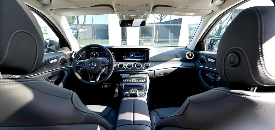 La Classe E All-Terrain resta una vettura ideale sia per il tempo libero che per la famiglia