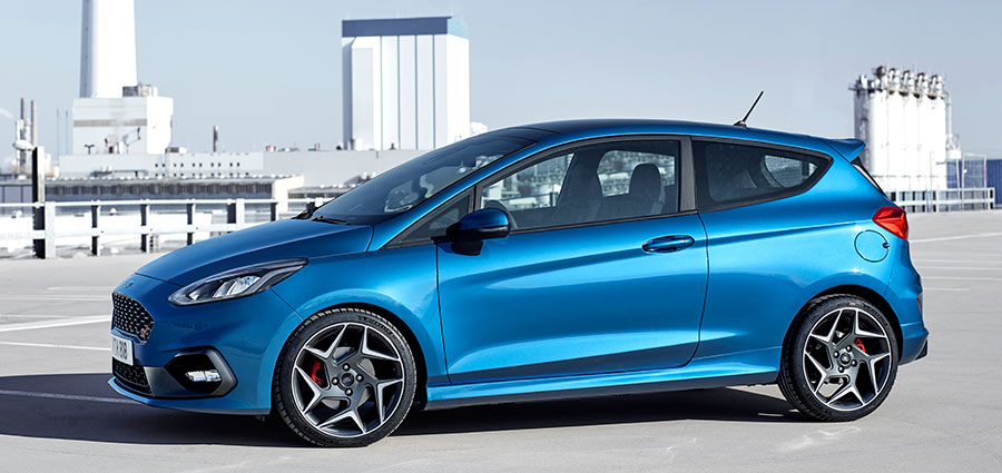 Il design esteriore della nuova Ford Fiesta ST sarà ancora più muscolare