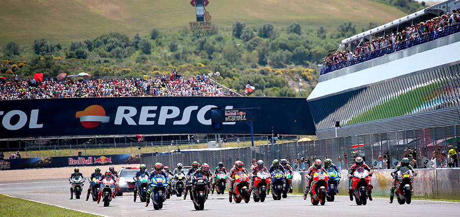 Lo start della MotoGP a Jerez (Foto Claudia Cavalleri)