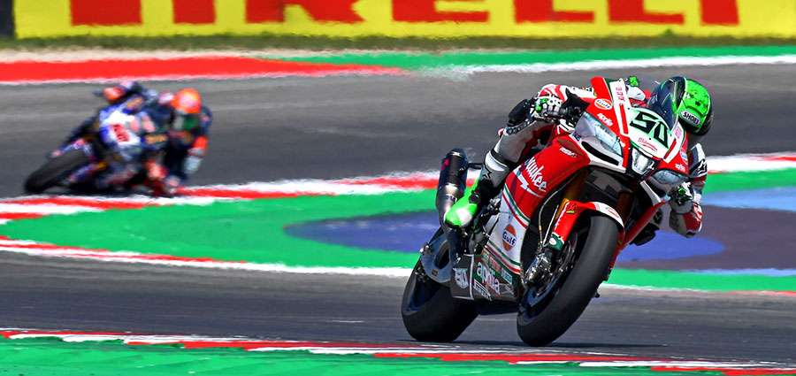 Completa il podio con un terzo posto da incorniciare Eugene Laverty (Foto Piero Biagini)