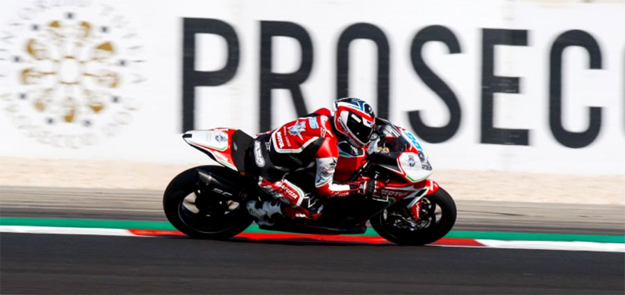 Settima piazza per la seconda MV Agusta F3 675 di Ayrton Badovini