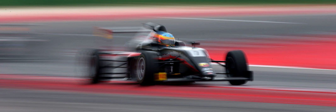 Formula4-fernandez Intasca una stupenda tripletta Sebastian Fernandez all'apertura del campionato dell’ Italian F4 Championship by Abarth