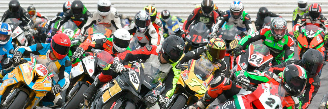 La partenza della 1000 Pro del Trofeo Italiano Amatori nella Coppa Italia Velocità