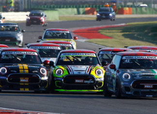 Mini Challenge, a Misano svettano Sandrucci e Santamaria La partenza di gara 1 del Mini Challenge Italia a Misano
