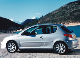 Peugeot 206 compie 20 anni. Di successi!