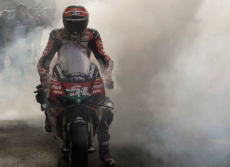 ELF CIV, il Mugello regala finali gara mozzafiato Michele Pirro vince la gara della SBK e si avvicina al titolo