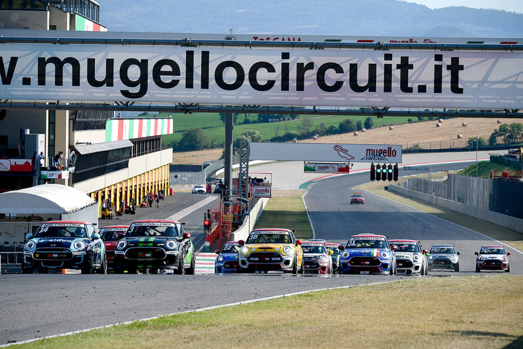 Mini-Challenge-2019-Mugello-Start