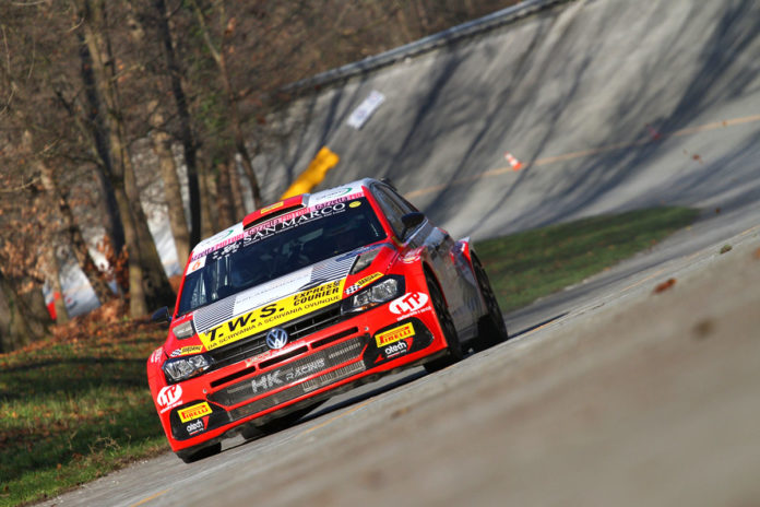 Andrea Crugnola vola al Monza Rally Show con la Volkswagen Polo GTI R5
