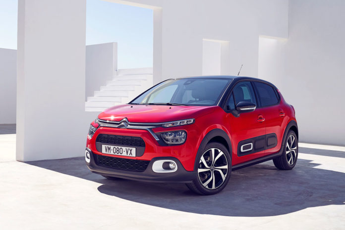 Citroen-C3-Frontale Nuovo frontale per la Citroen C3 e proiettori a LED di serie per tutte le versioni