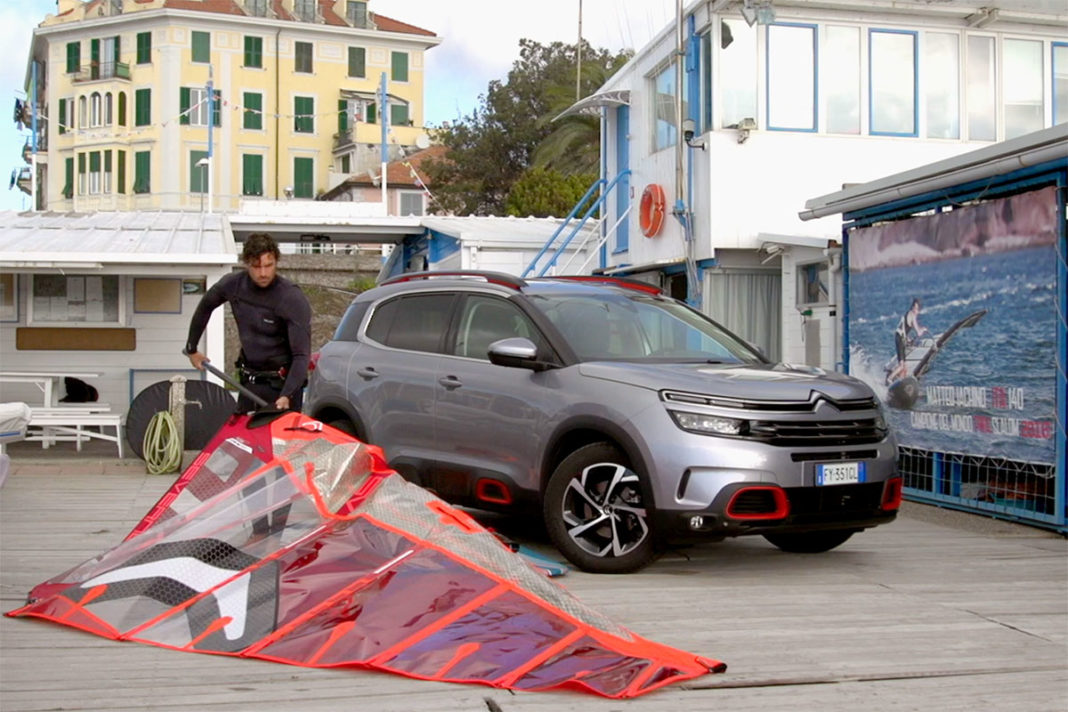 Citroen-C5-Aircross Le doti di versatilità della Citroen C5 Aircross la fanno adattare a differenti soluzioni di carico