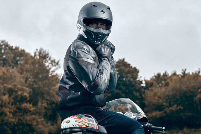 Il casco Scorpion Covert-X è disponibile in 6 taglie e gode di ben 5 anni di garanzia