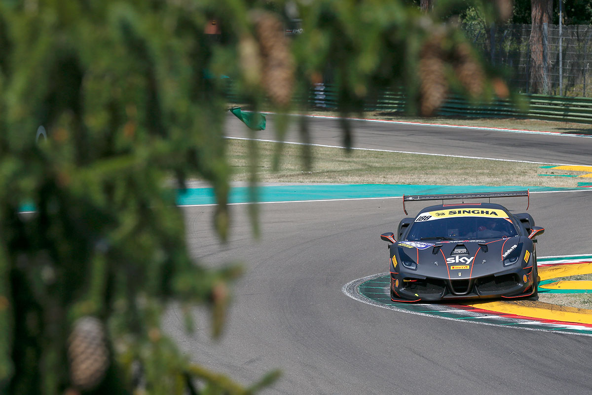 Ferrari-Challenge-Europe-2020-Imola-Grouwels