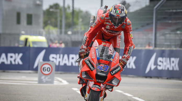 MotoGP: Miller sotto la pioggia di Le Mans MotoGP-2021-Le-Mans-Miller