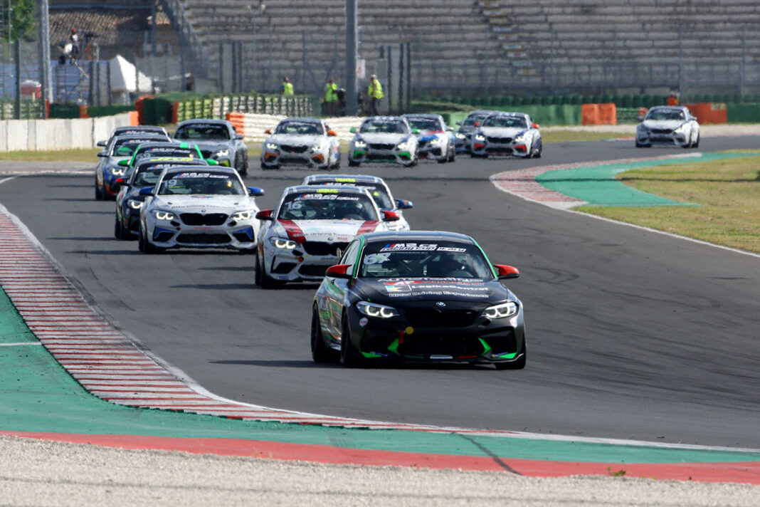 Bmw-M2-CS-Racing-Cup-2021-Misano-Adriatico-Start